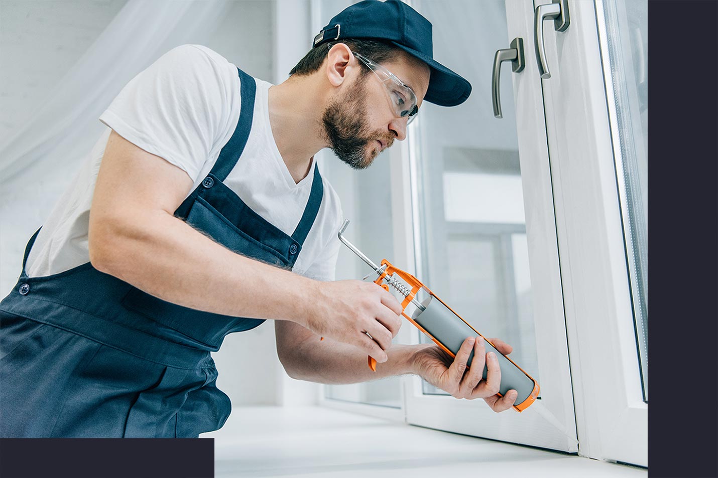 Middlesex County Handyman repairing a kitchen door.